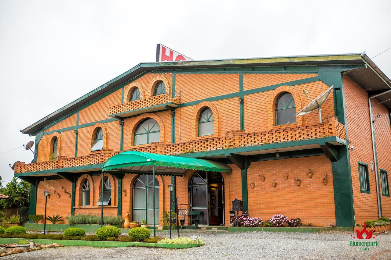 Hotel Blumenpark Rio Negro  Esterno foto