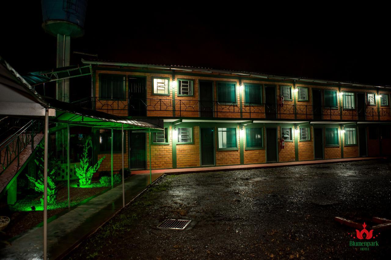 Hotel Blumenpark Rio Negro  Esterno foto
